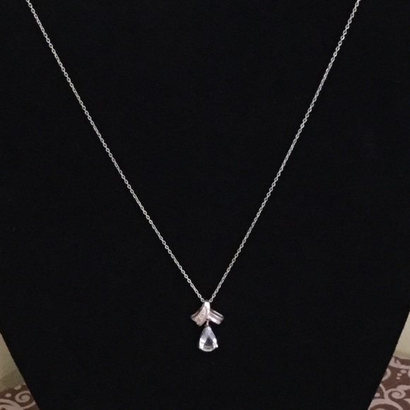 Sterling Silver Aquamarine Pendant with chain - Picture 2 of 3